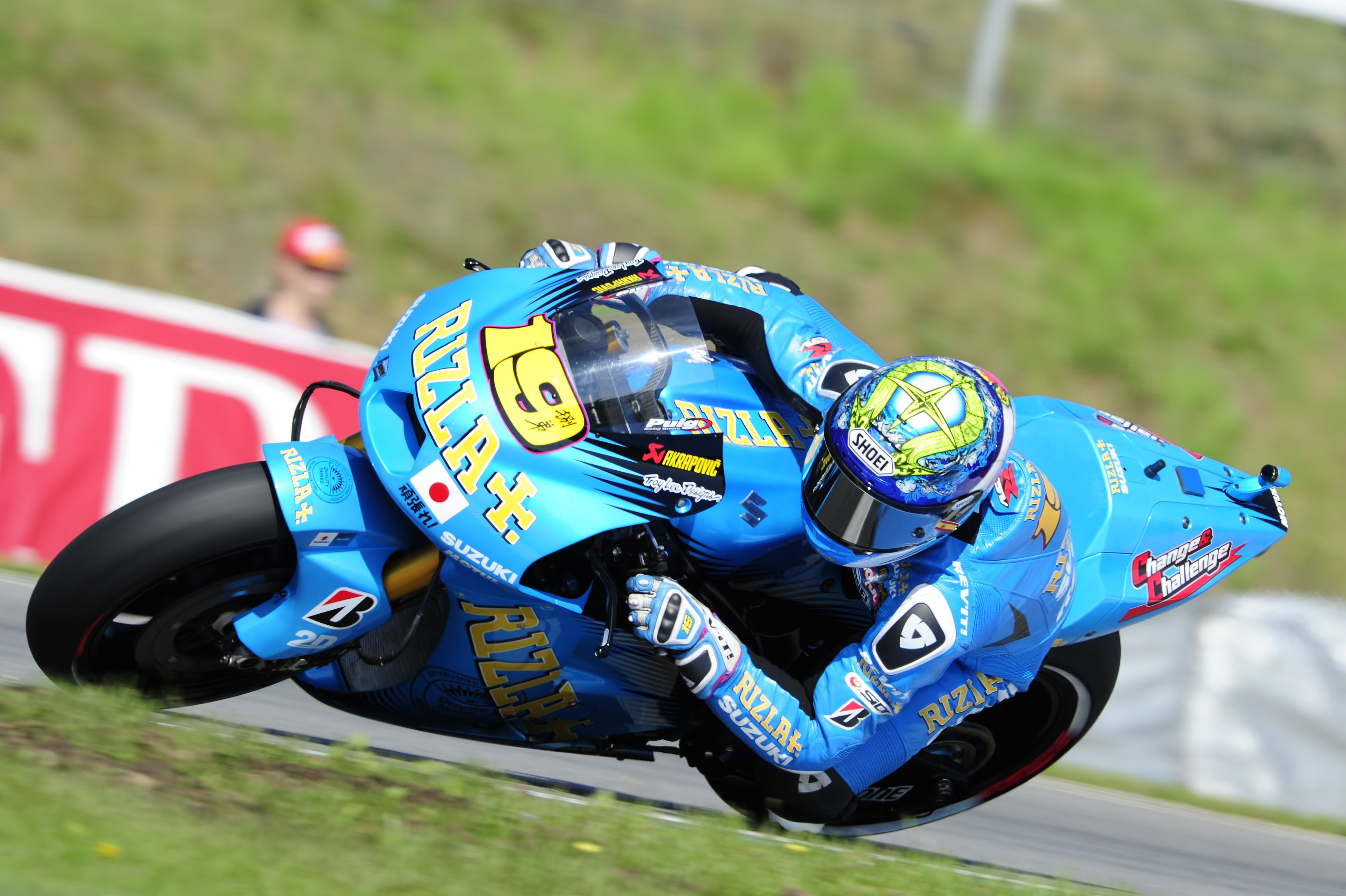 Suzuki GSV-R MotoGP prototype from the early four-stroke era