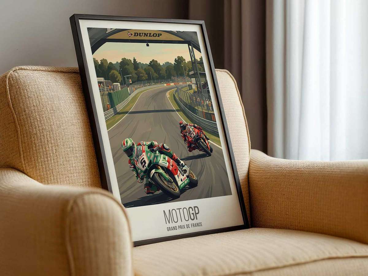 Mans Race Track wall art showcasing high-speed motion and track atmosphere and a fast-paced visual character
